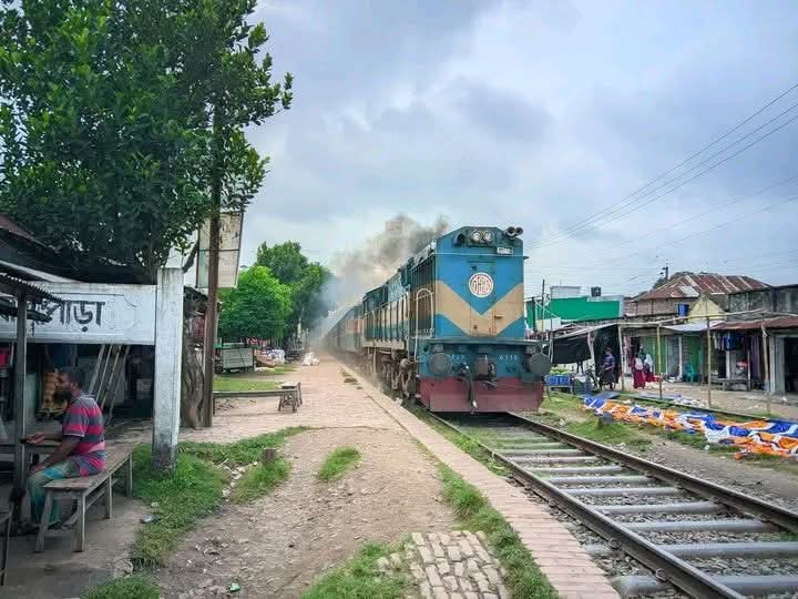 NAKSHIKATHA COMMUTER - Image 3